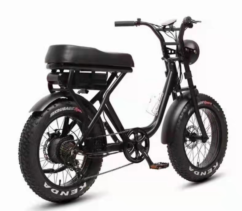 雪(xuě)地(dì)車(chē)